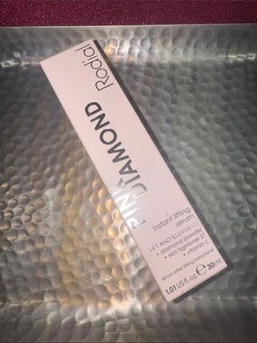 Rodial Pink Diamond Instant Lifting Serum -